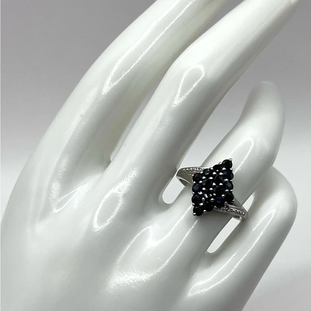 1.00 CT Natural Blue Sapphire Custom Sterling Silver Ring - Picture 4 of 6